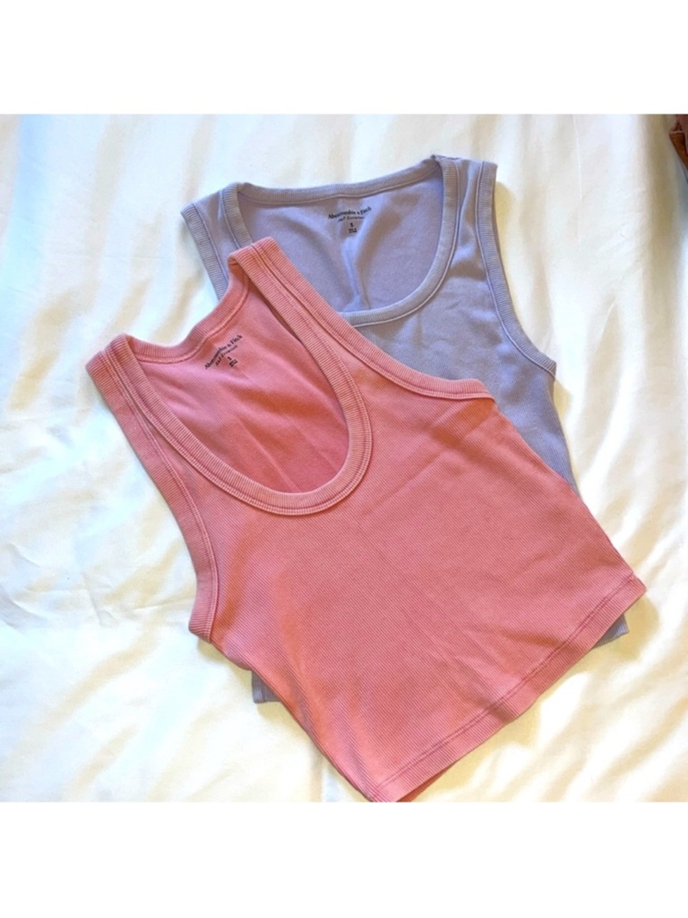Abercrombie & Fitch Pink and Lavender Ribbed Tank Set size small